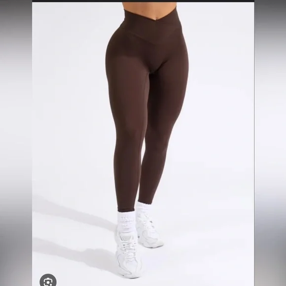 Buffbunny Candid Cross Waist Brown Leggings - Picture 3 of 6